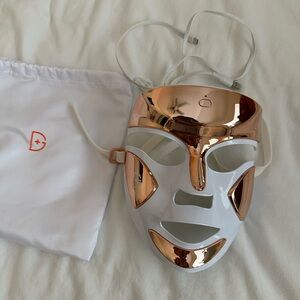 Dr. Dennis Gross Red Light Face Facial Mask